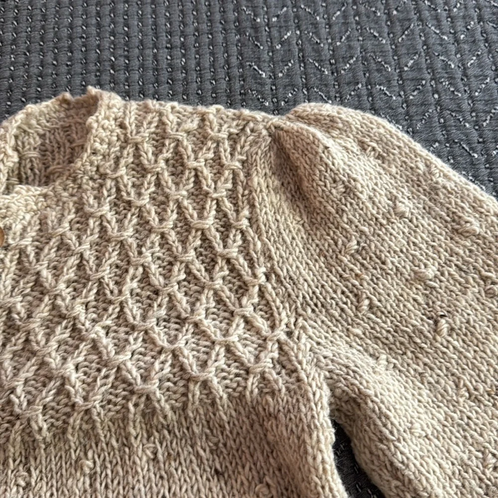 VTG Handknit Wool Cardigan - Picture 5 of 12